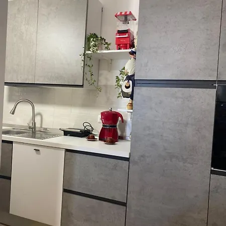 Bellavista Apartment *
