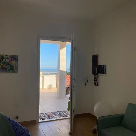 Bellavista Apartment *